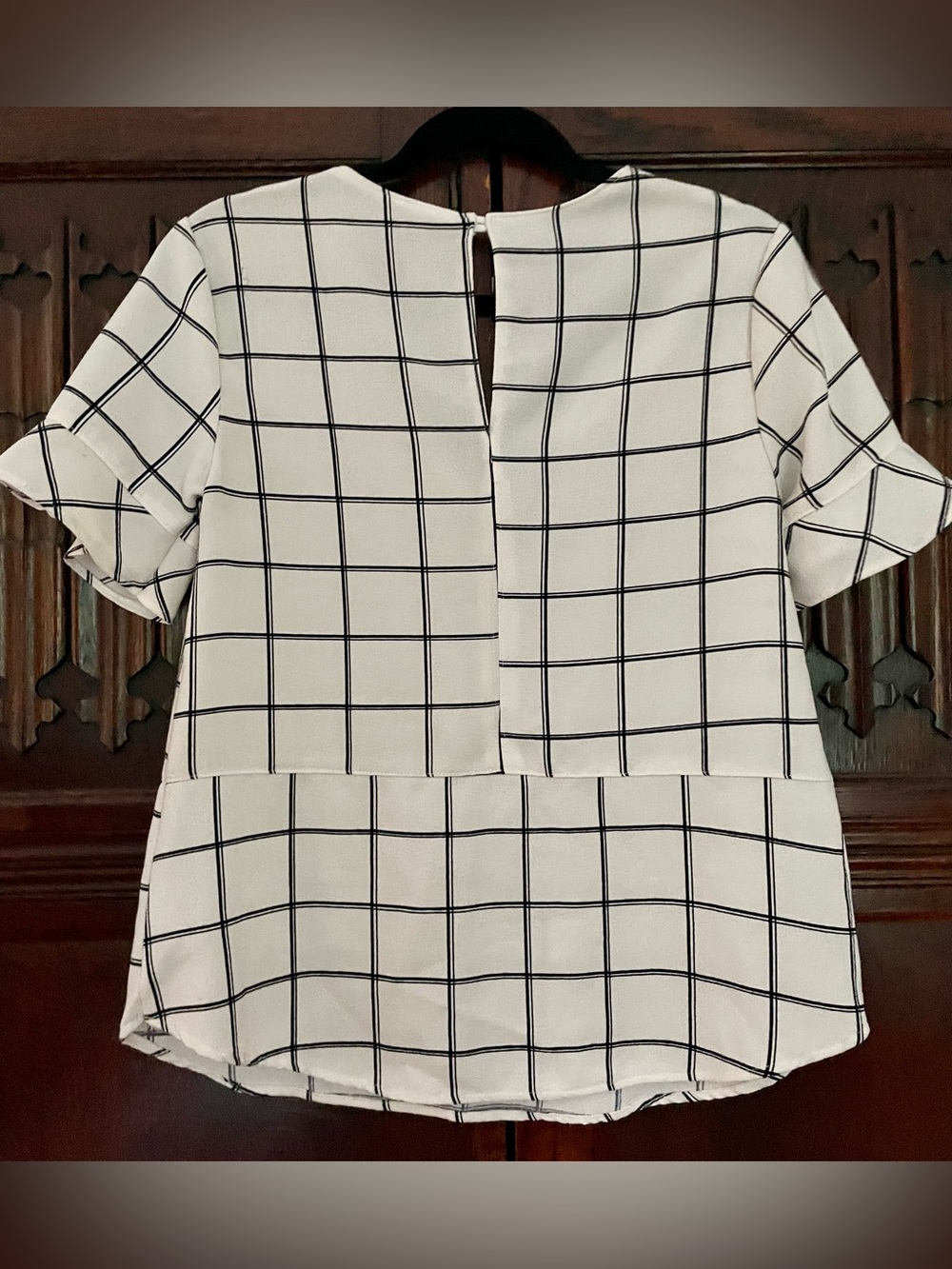 Women’s Cream & Black Windowpane V-Neck Top Size S - Picture 2 of 3